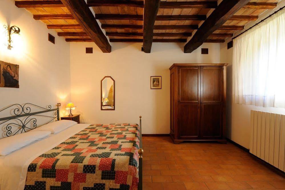 Relais Borgo Torale Hotel Passignano sul Trasimeno Exterior photo
