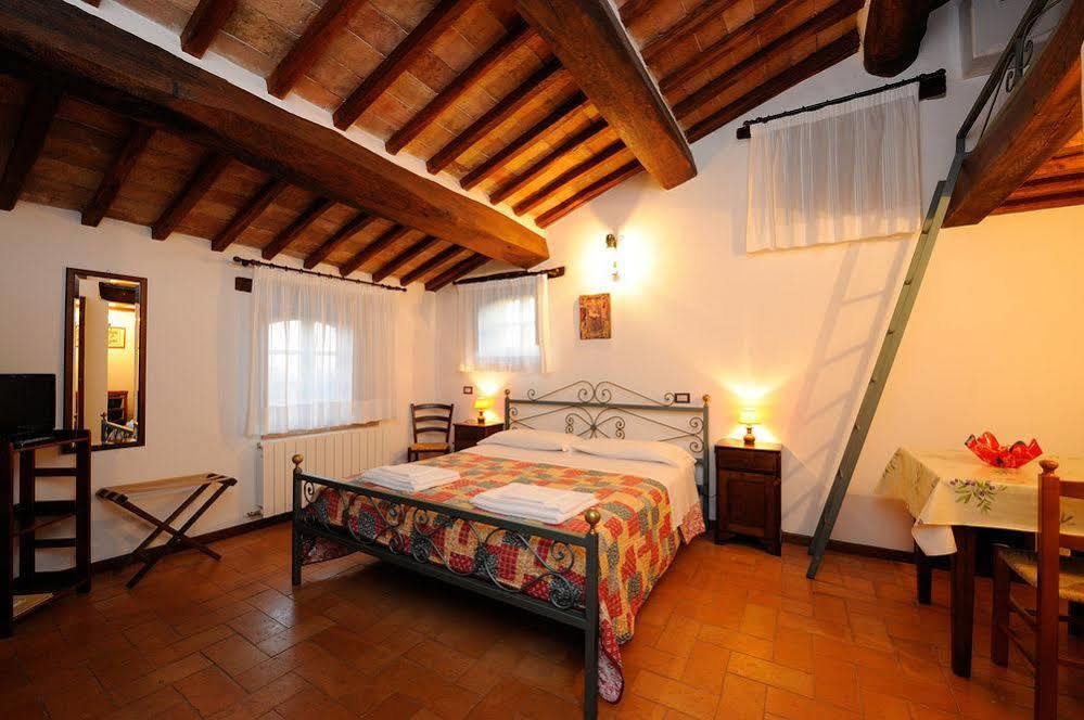Relais Borgo Torale Hotel Passignano sul Trasimeno Exterior photo