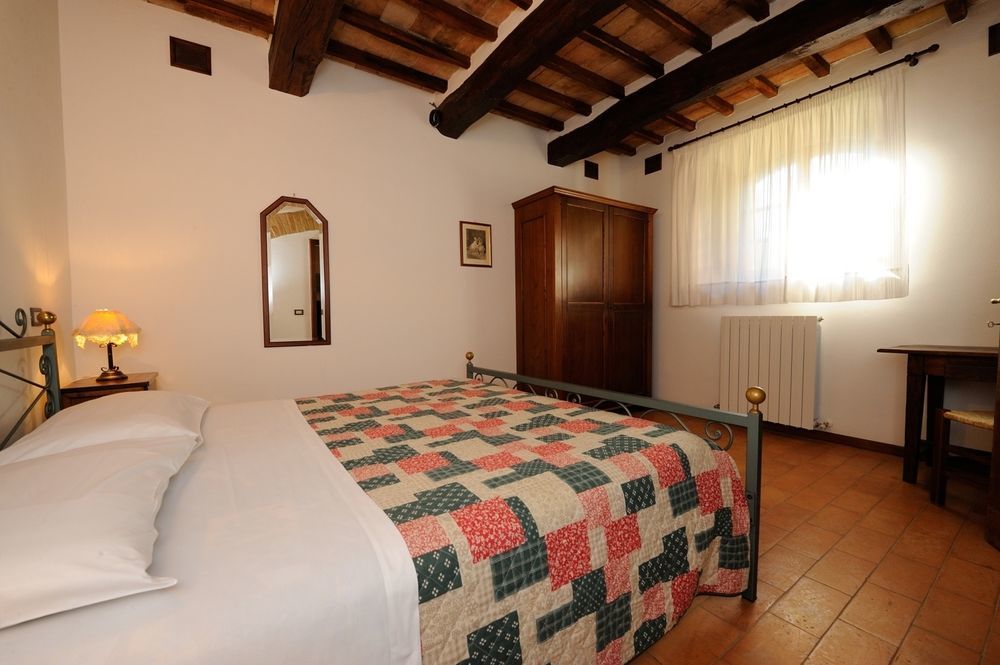 Relais Borgo Torale Hotel Passignano sul Trasimeno Exterior photo